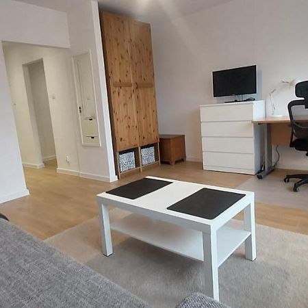 Apartament Koszutka - 100M Od Spodka Katowice Luaran gambar
